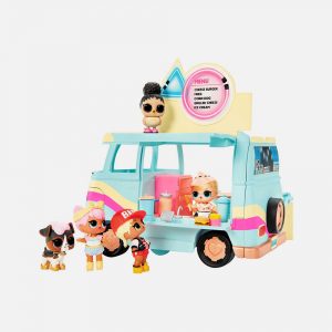 Set Grill and Groove Camper