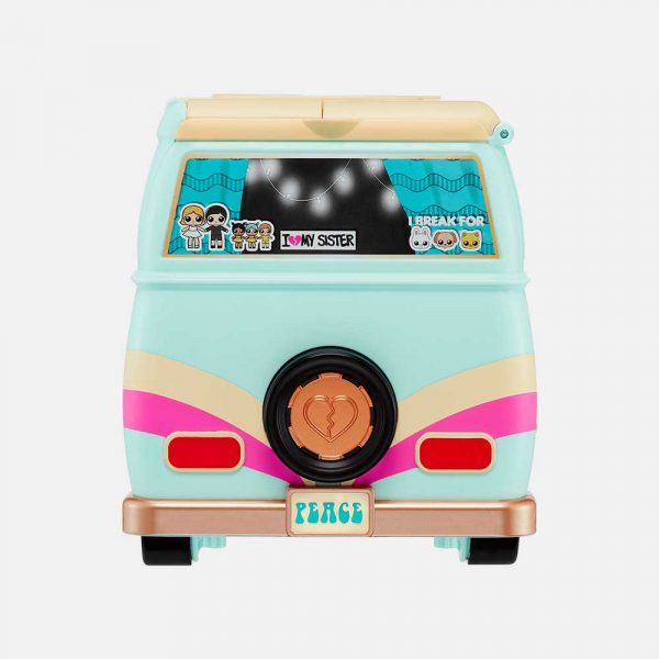 Set Grill and Groove Camper